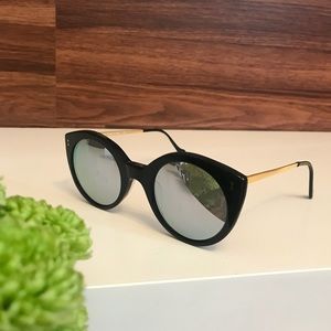 illesteva Sunglasses